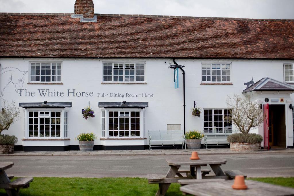 The White Horse Hotel Chilgrove Kültér fotó