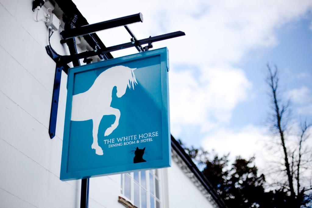 The White Horse Hotel Chilgrove Kültér fotó